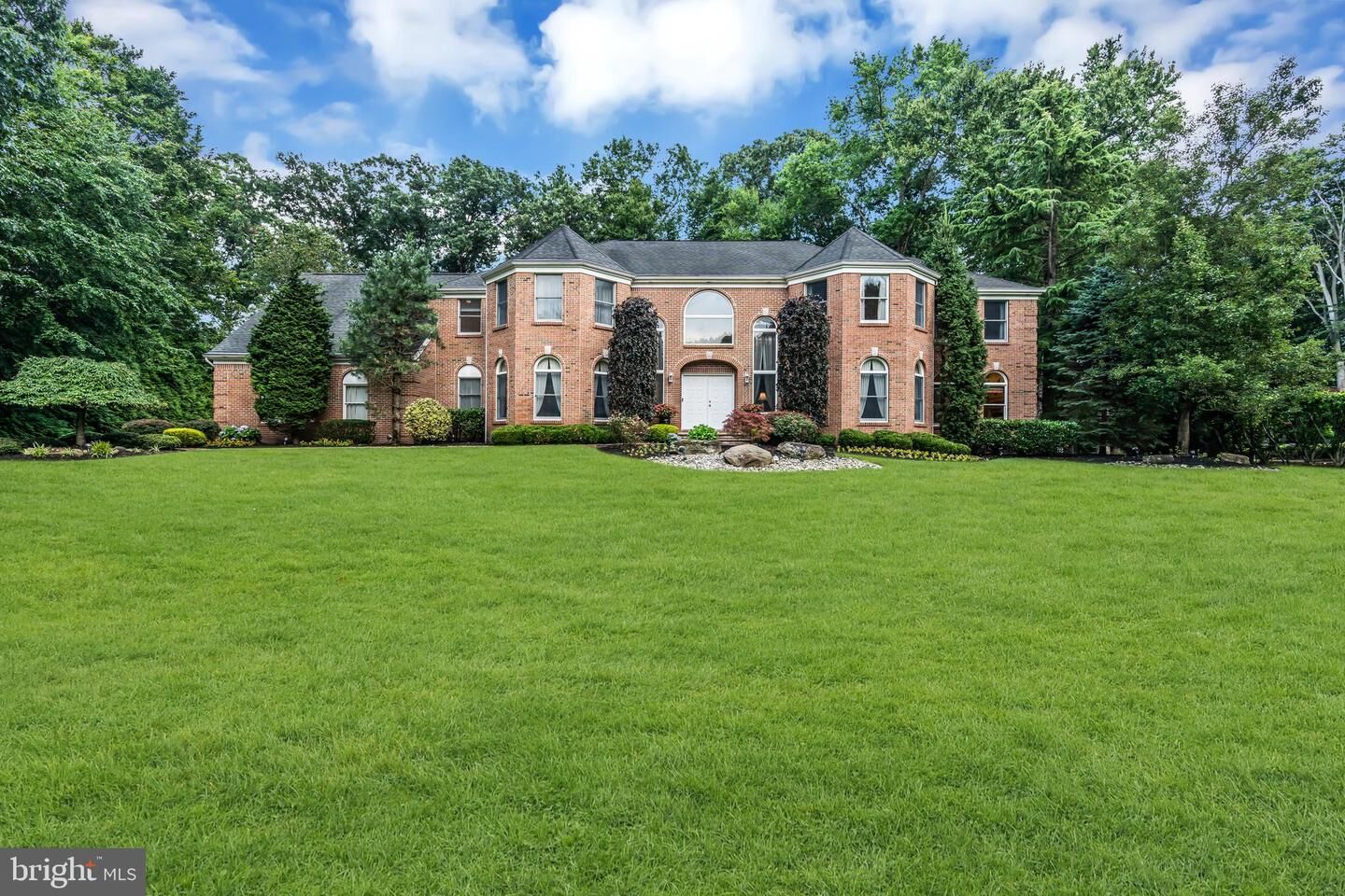 Property Photo:  15 Harmony Ln  NJ 08852 