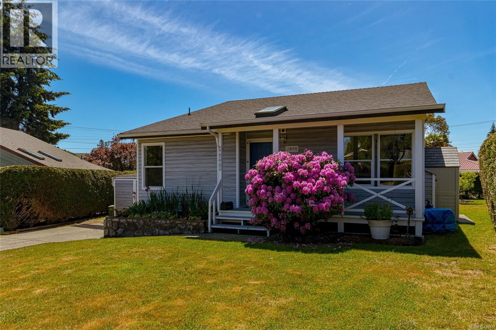 Property Photo: 7840 Fairmeadow Place BC V8M 1K8