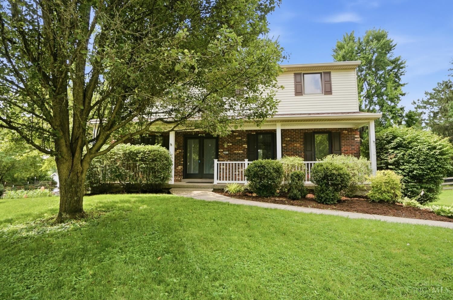 Property Photo: 3831 Appletree Court OH 45247