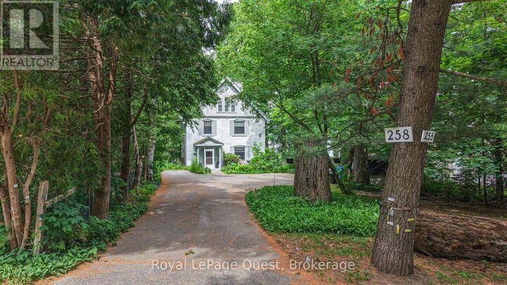 Property Photo: 258 Bay Street ON L3V 3X1
