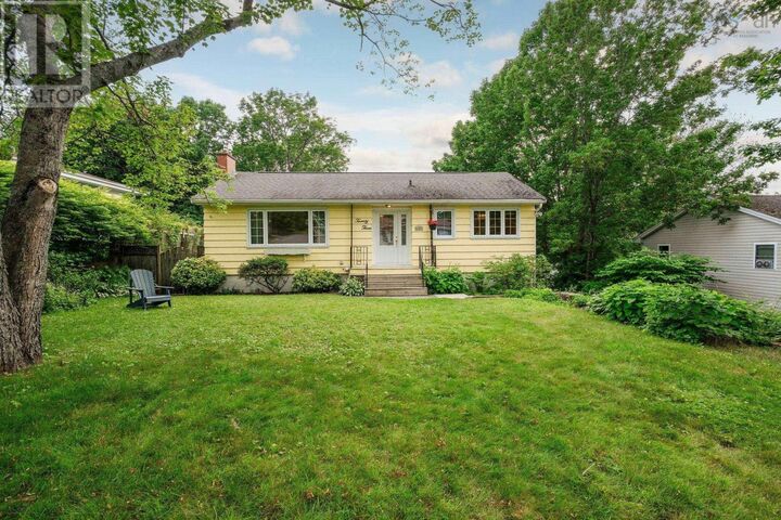 Property Photo:  23 Brigadoon Ave  NS B2W 2B6 
