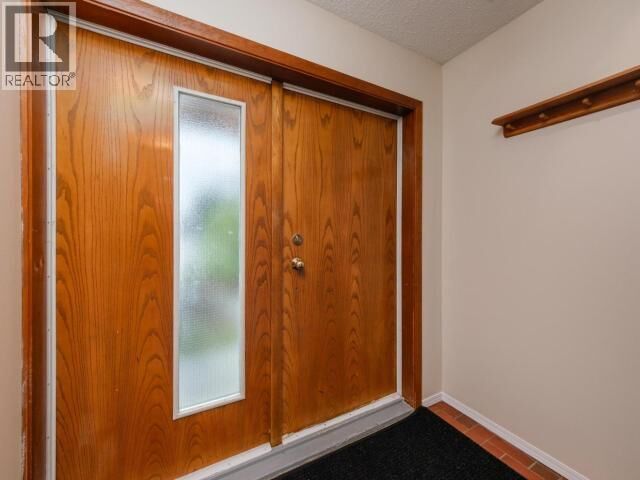 Property Photo: 1709 Hickory Street YT Y1A 4X6
