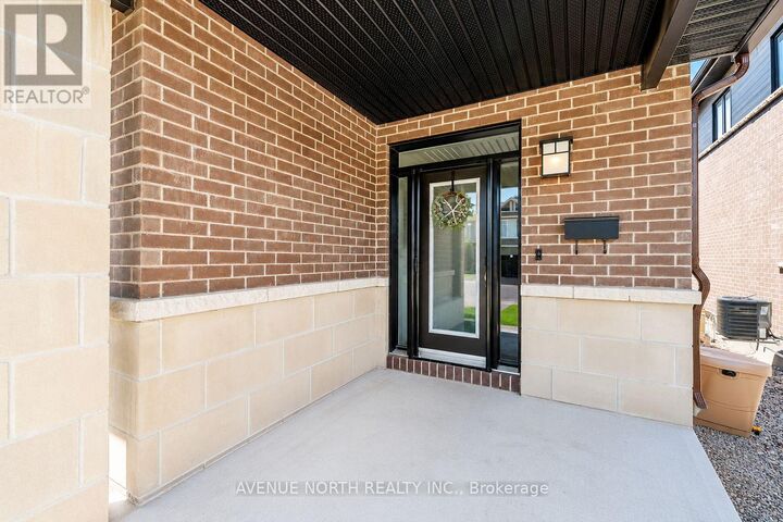 Property Photo: 323 Lysander Place ON K1K 3X8