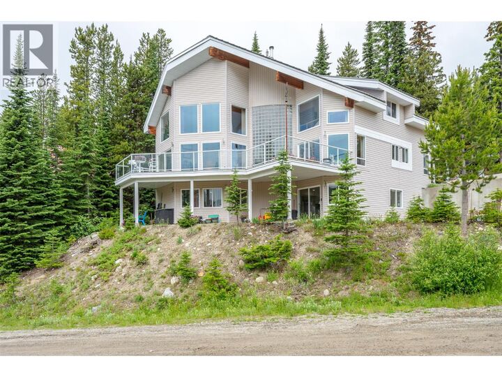 Property Photo: 200 Cougar Road BC V0H 1T0