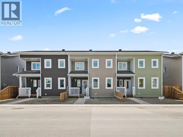 Property Photo:  53 Wyvern Avenue  YT Y1A 0T6 