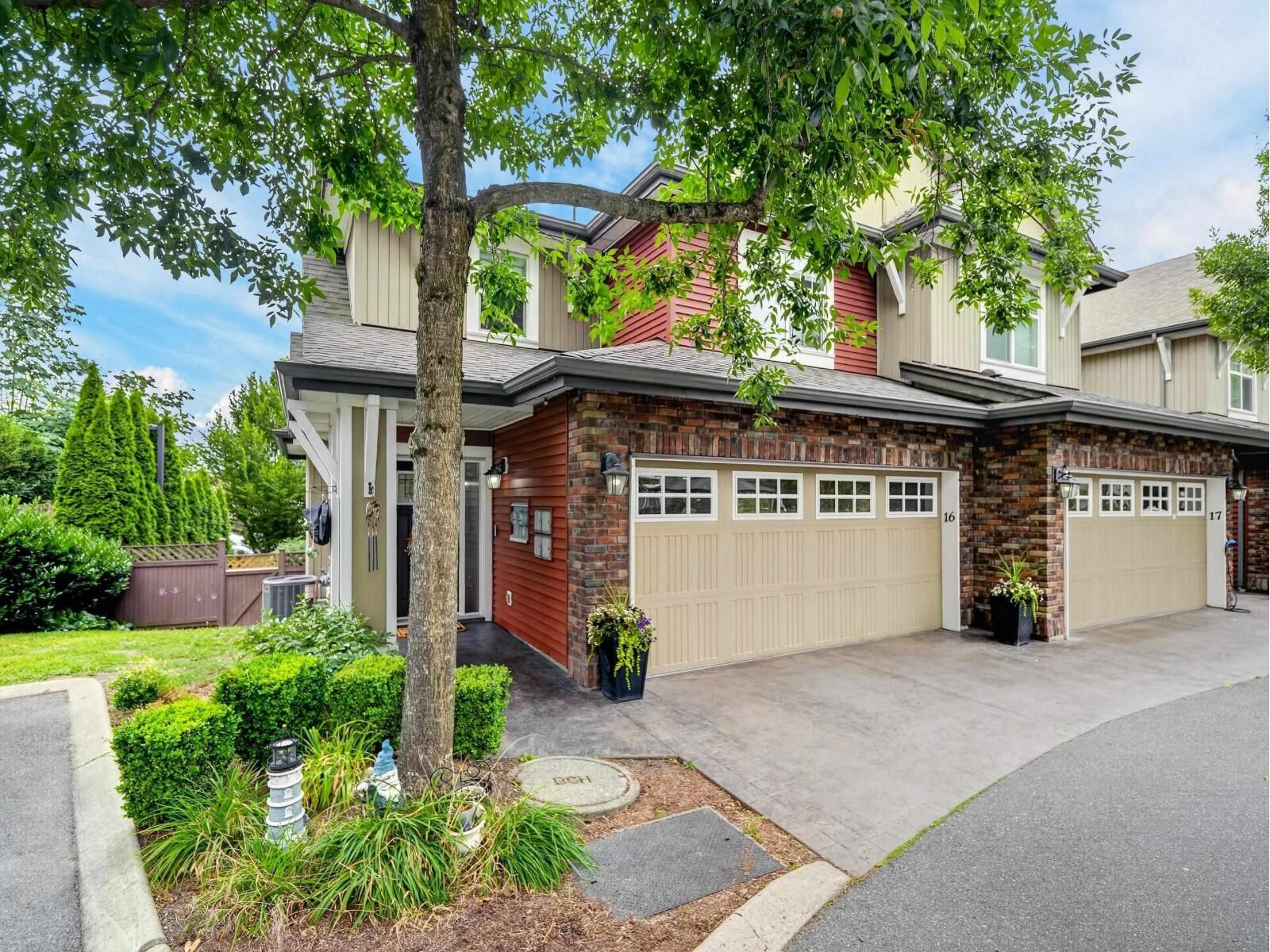 Property Photo:  45762 Safflower Crescent 16  BC V2R 0S4 