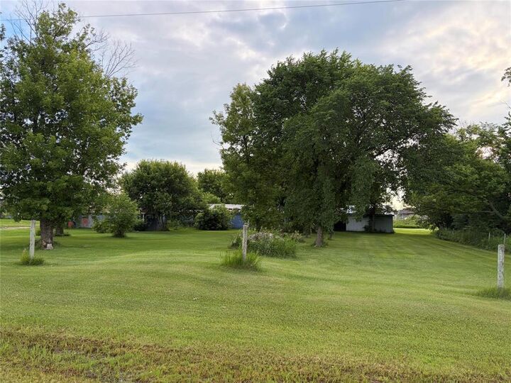 Property Photo: 34122 37E Road MB R5G 1L4
