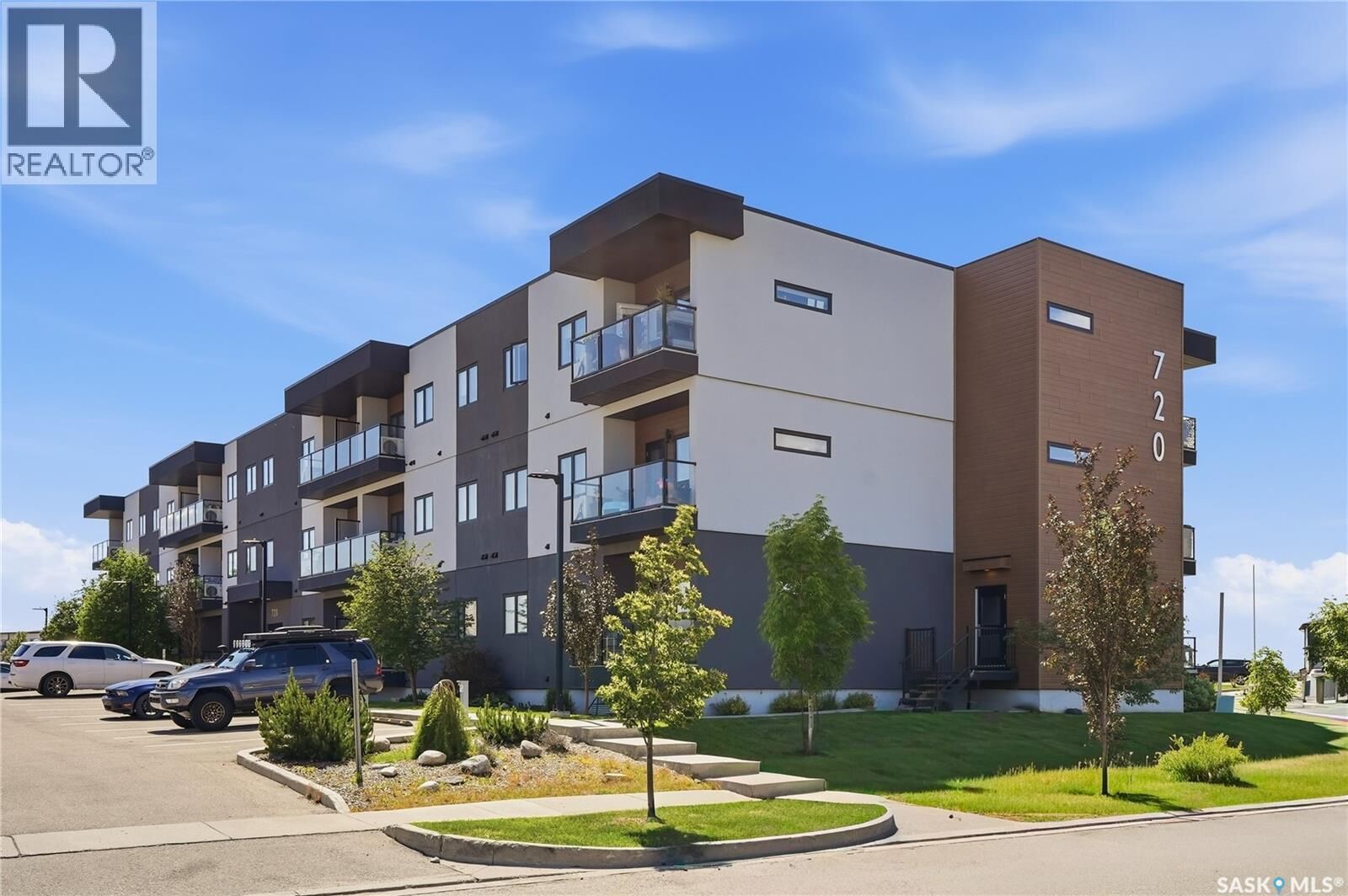 Property Photo: 103 720 Baltzan Boulevard SK S7W 0W6