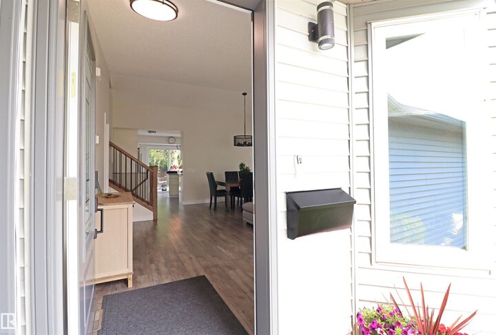 Property Photo: 20 Aberdeen Way AB T7Z 1K1