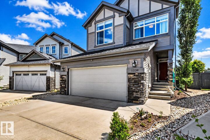 Property Photo:  1239 Daniels Crescent SW  AB T6W 3V6 