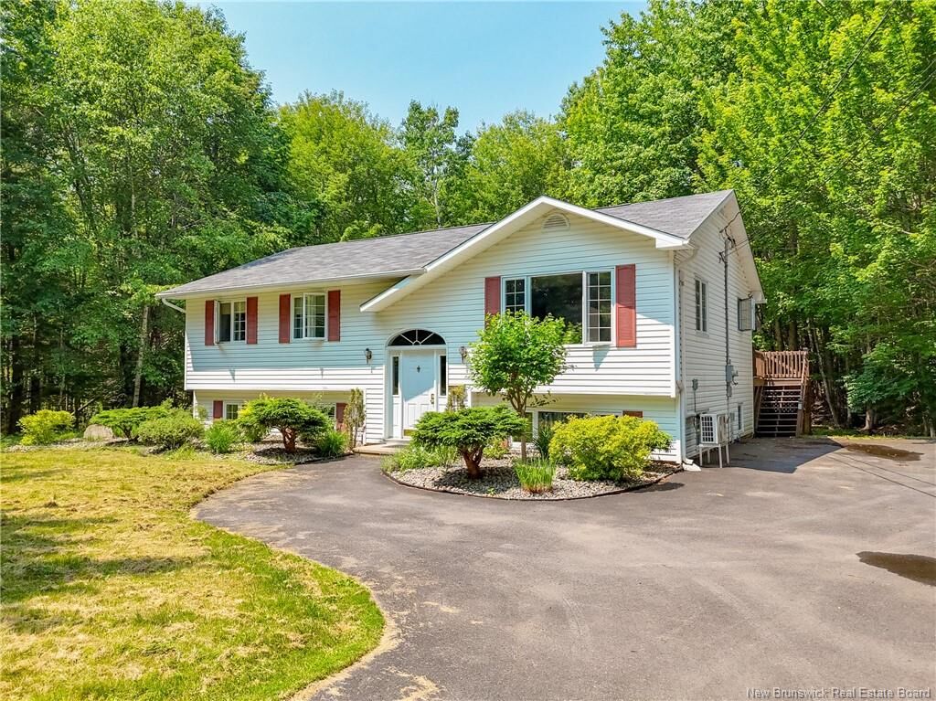 Property Photo:  100 Rockwood Way  NB E3A 6X4 