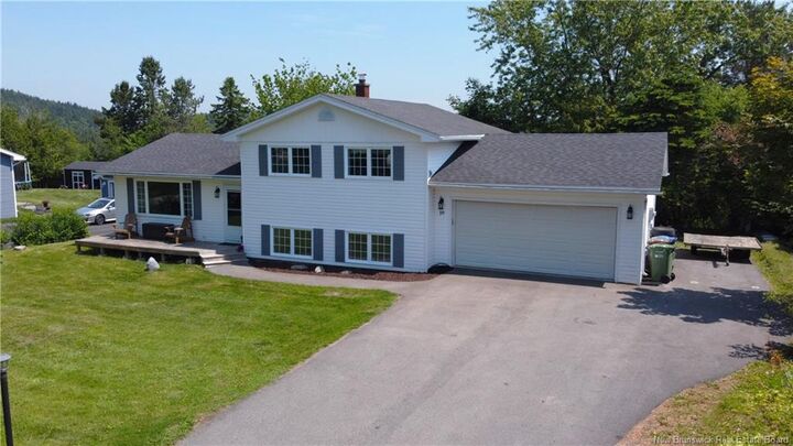 Property Photo:  16 Cathline Drive  NB E2N 2C1 