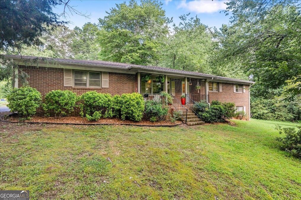 Property Photo:  102 Shelnutt Drive  GA 30110 