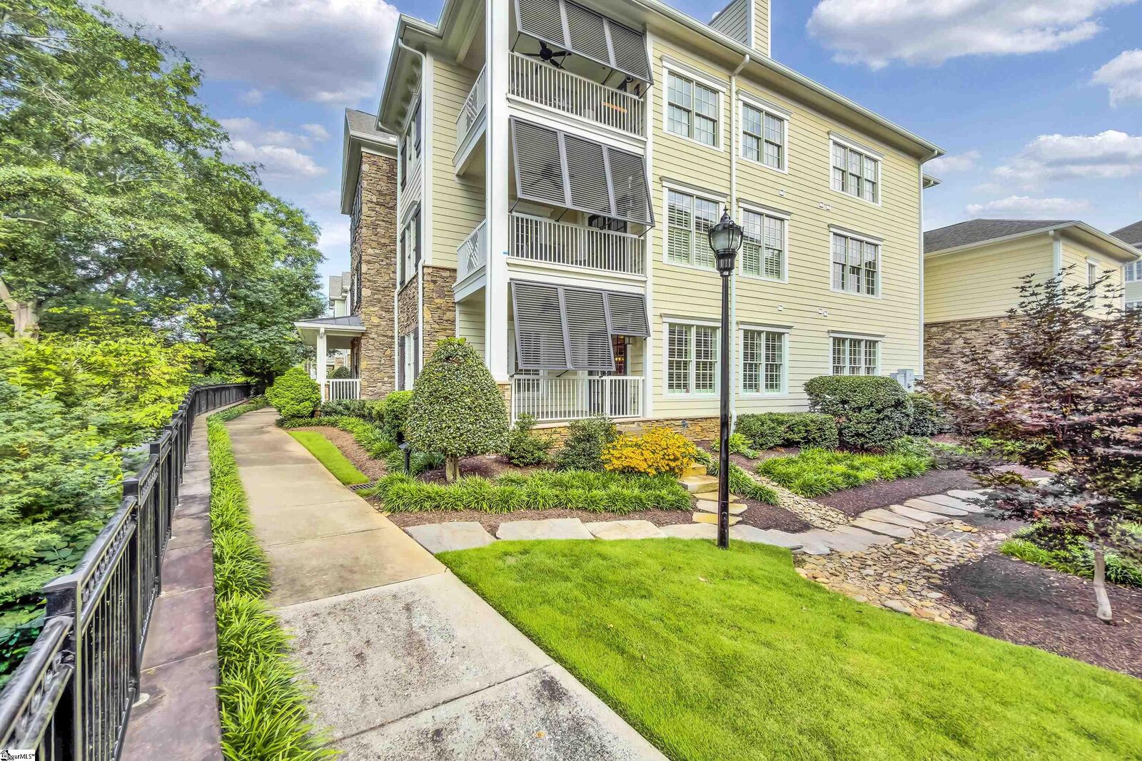 Property Photo:  164 Ridgeland Drive Unit 101  SC 29601 