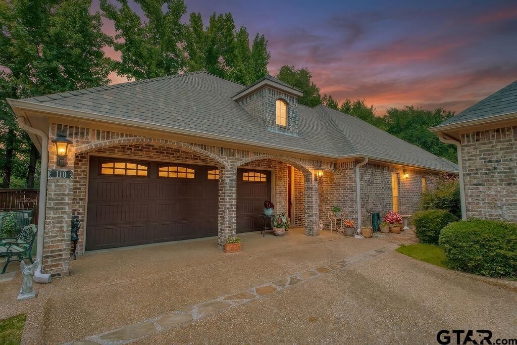 Property Photo:  110 Timber Creek Ct  TX 75771 