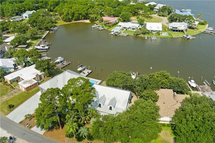 Property Photo: 511 Buchanan Drive AL 36528