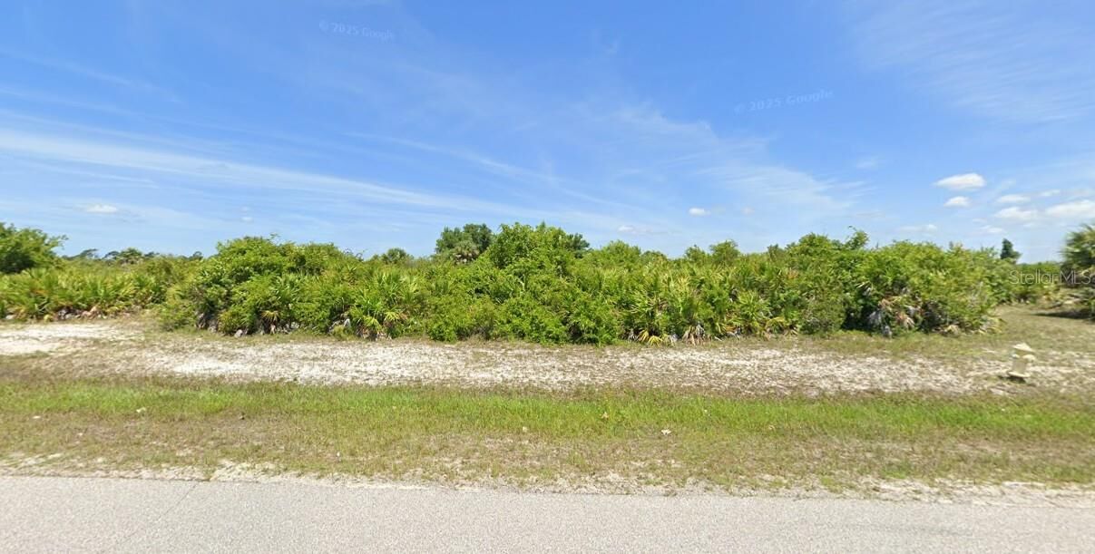 Property Photo: 39 Decorore Drive FL 33947
