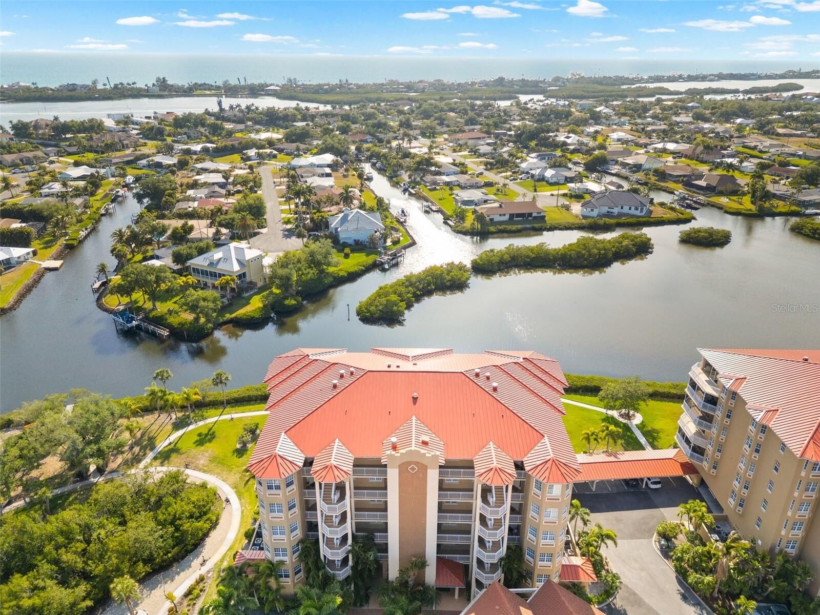 Property Photo:  6100 Jessie Harbor Drive 202  FL 34229 