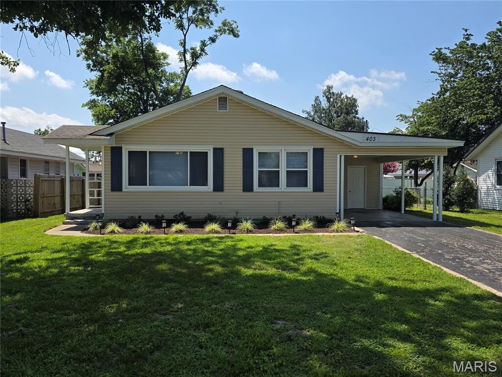Property Photo:  403 Virginia Street  MO 63801 