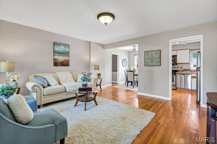 Property Photo: 1064 Barry Court MO 63122
