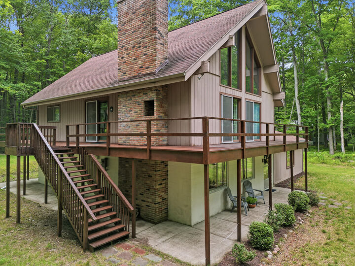 Property Photo: 9352 W Circle Drive MI 49346