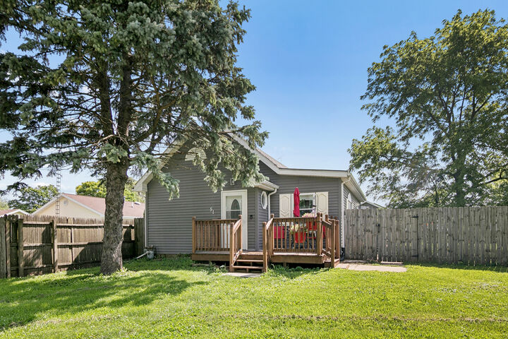 Property Photo: 51 West Street IL 60969
