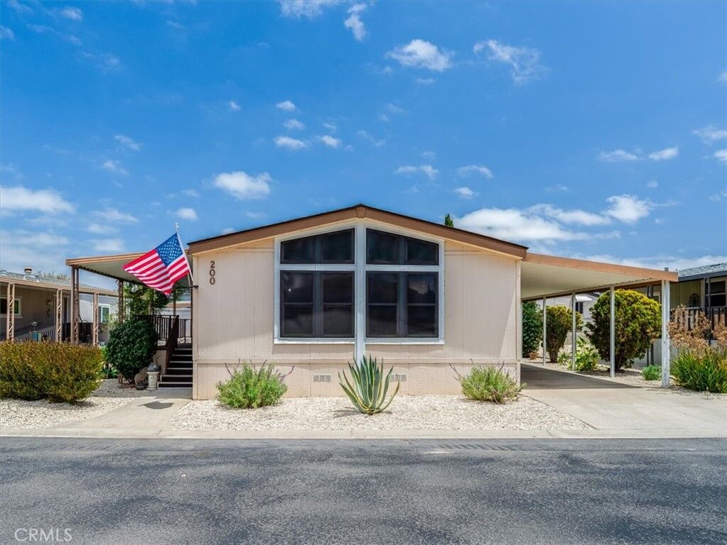 Property Photo:  295 N Broadway 200  CA 93455 