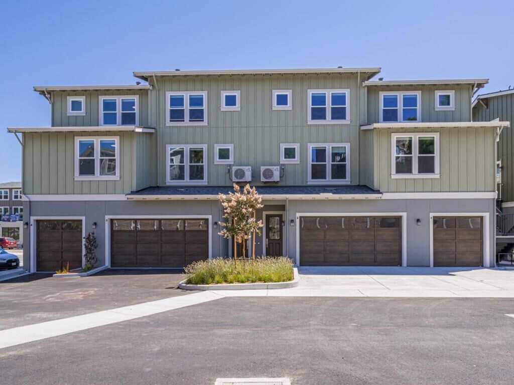 Property Photo:  131 Aptos Village Way 1  CA 95003 