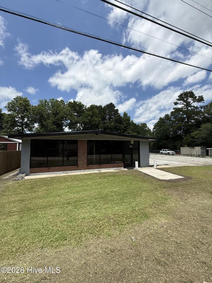 Property Photo: 714 Washington Street NC 28472