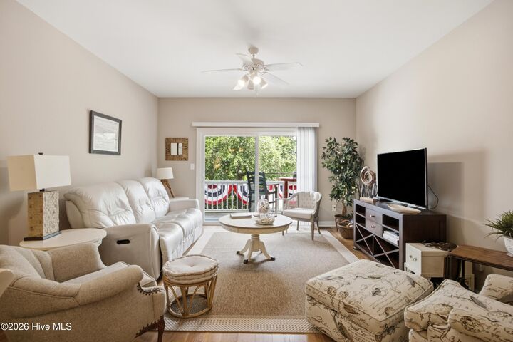 Property Photo: 610 W Brown Street Apt E NC 28461