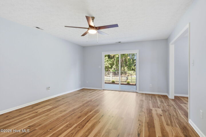 Property Photo:  2513 Emeline Place  NC 28557 