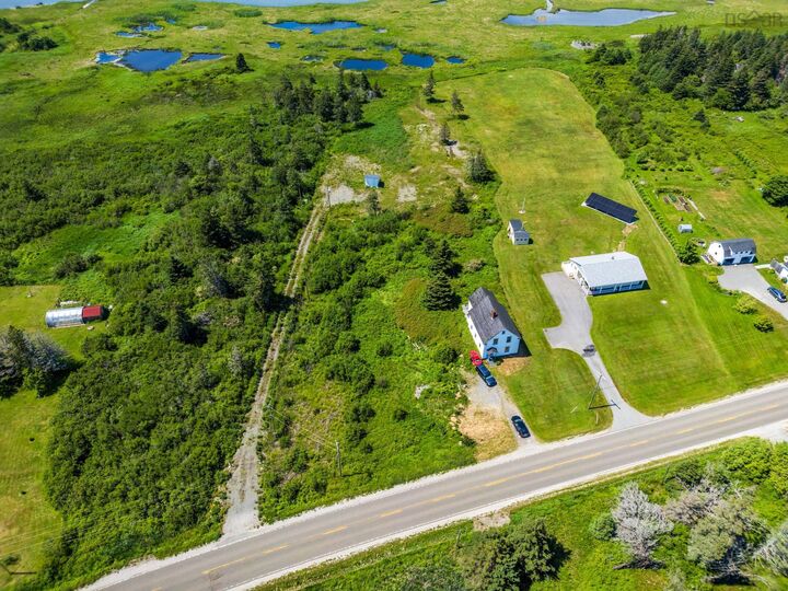 Property Photo: 2337 Highway 1 NS B0W 1M0