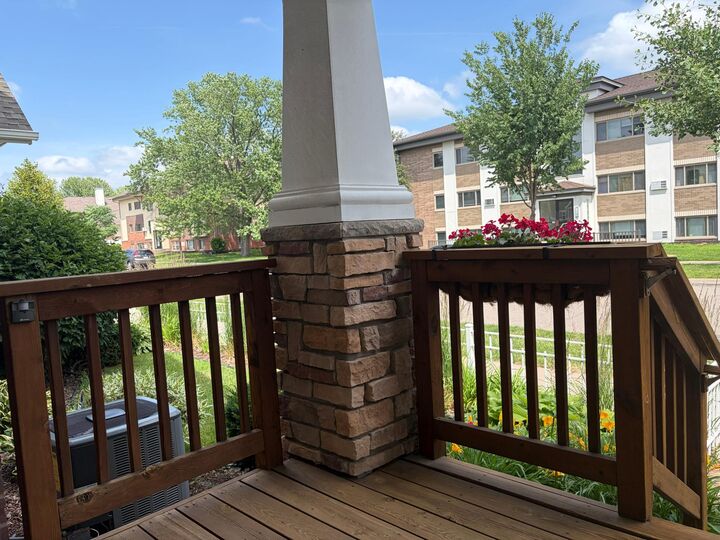 Property Photo:  1087 Barclay Street  MN 55106 