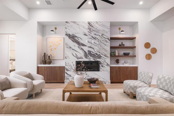 Property Photo: 3950 Rochelle Drive TX 75220