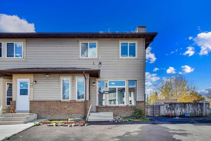 26 Falmead Bay NE — photo 1