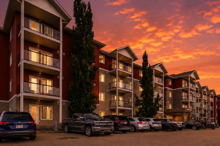 Property Photo: 9810 96 Street 102 AB T8V 7T9