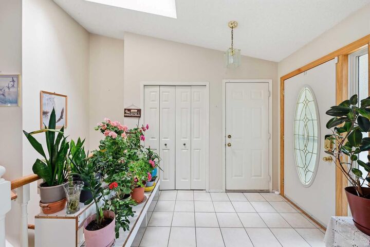Property Photo: 75 Arbour Ridge Way NW AB T3G 3T1