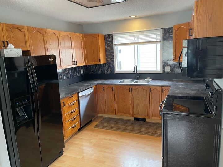 Property Photo:  33 Graham Road  AB T7S 1B7 
