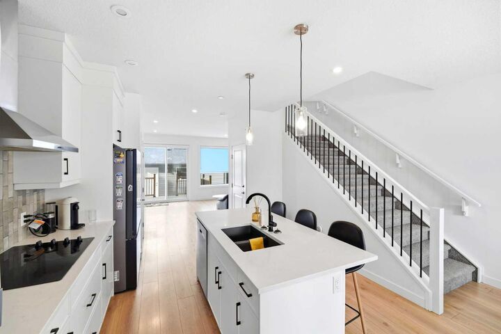 Property Photo: 29 Herron Mews NE AB T3P 1Y1
