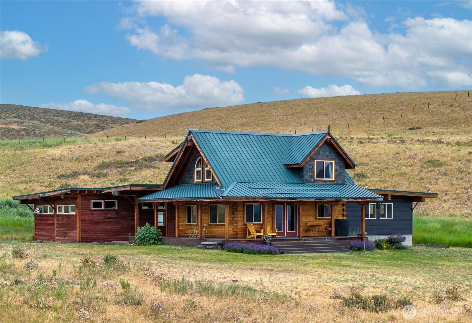 Property Photo: 135 Hamilton Ranch Loop WA 98862