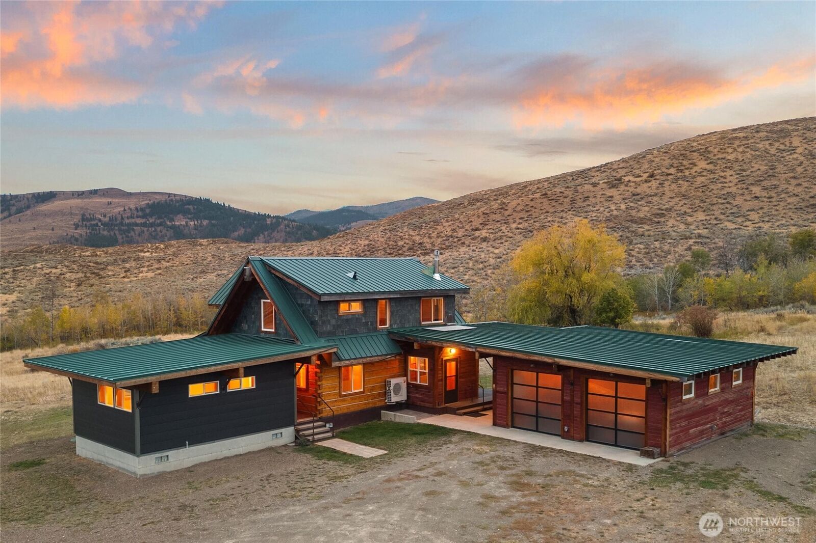 Property Photo: 135 Hamilton Ranch Loop WA 98862