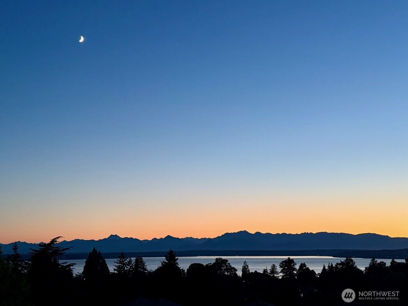 Property Photo:  12060  8th Avenue NW B  WA 98177 