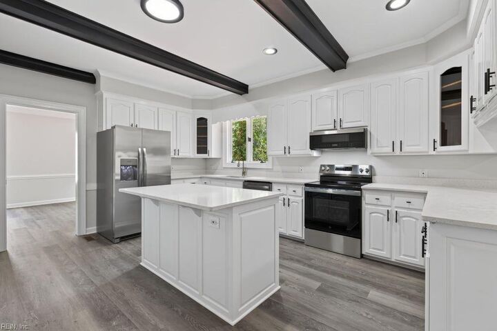 Property Photo: 3312 Upper Palace Grn VA 23452