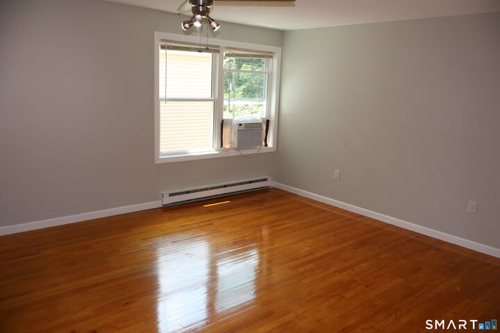 Property Photo:  1241 East Street C3  CT 06053 