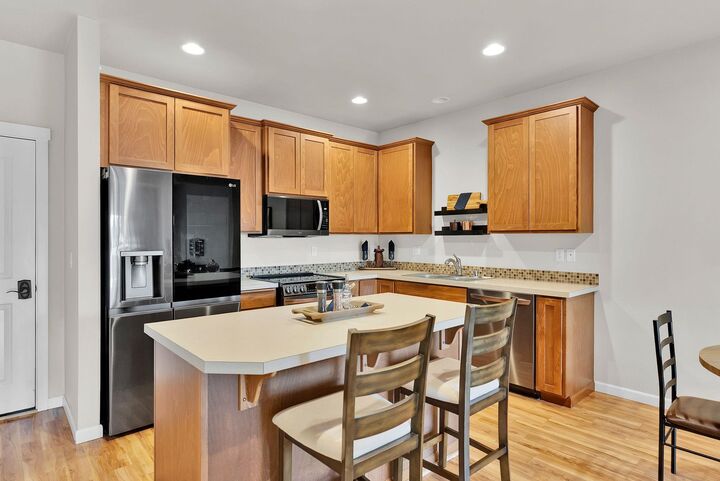 Property Photo:  2260 N Country Vista Blvd  WA 99019 