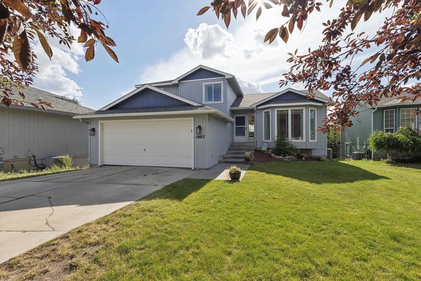 Property Photo:  1007 Stanley St  WA 99022 