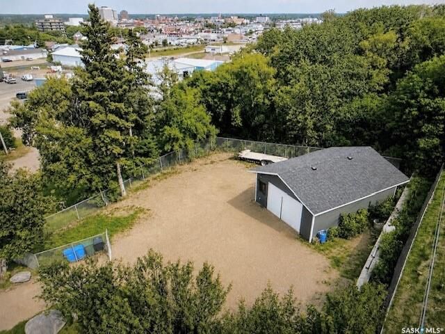 Property Photo:  361 18th Street W  SK S6V 4A2 