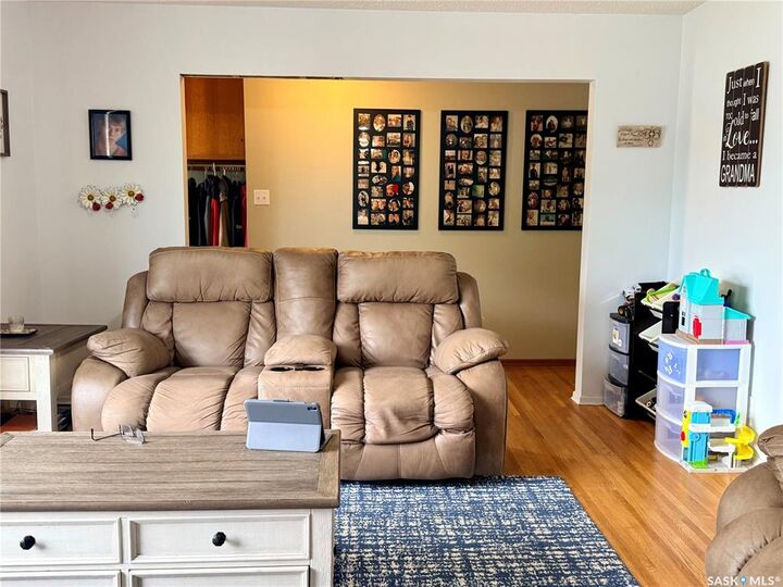 Property Photo: 160 3rd Avenue SE SK S9H 3K4