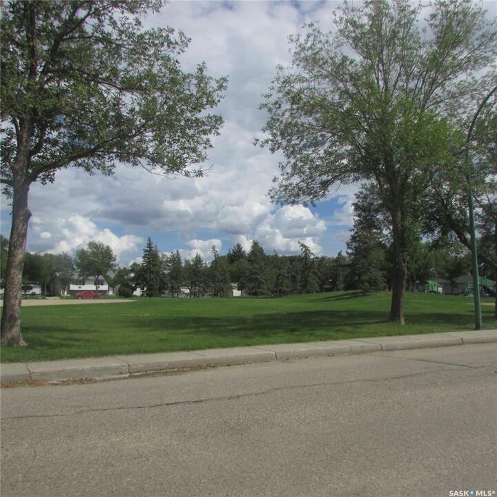 Property Photo: 1340 Connaught Street SK S4T 4S8