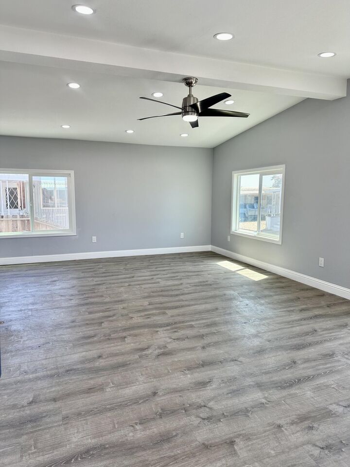 Property Photo: 720 E Worth Avenue 121 CA 93257
